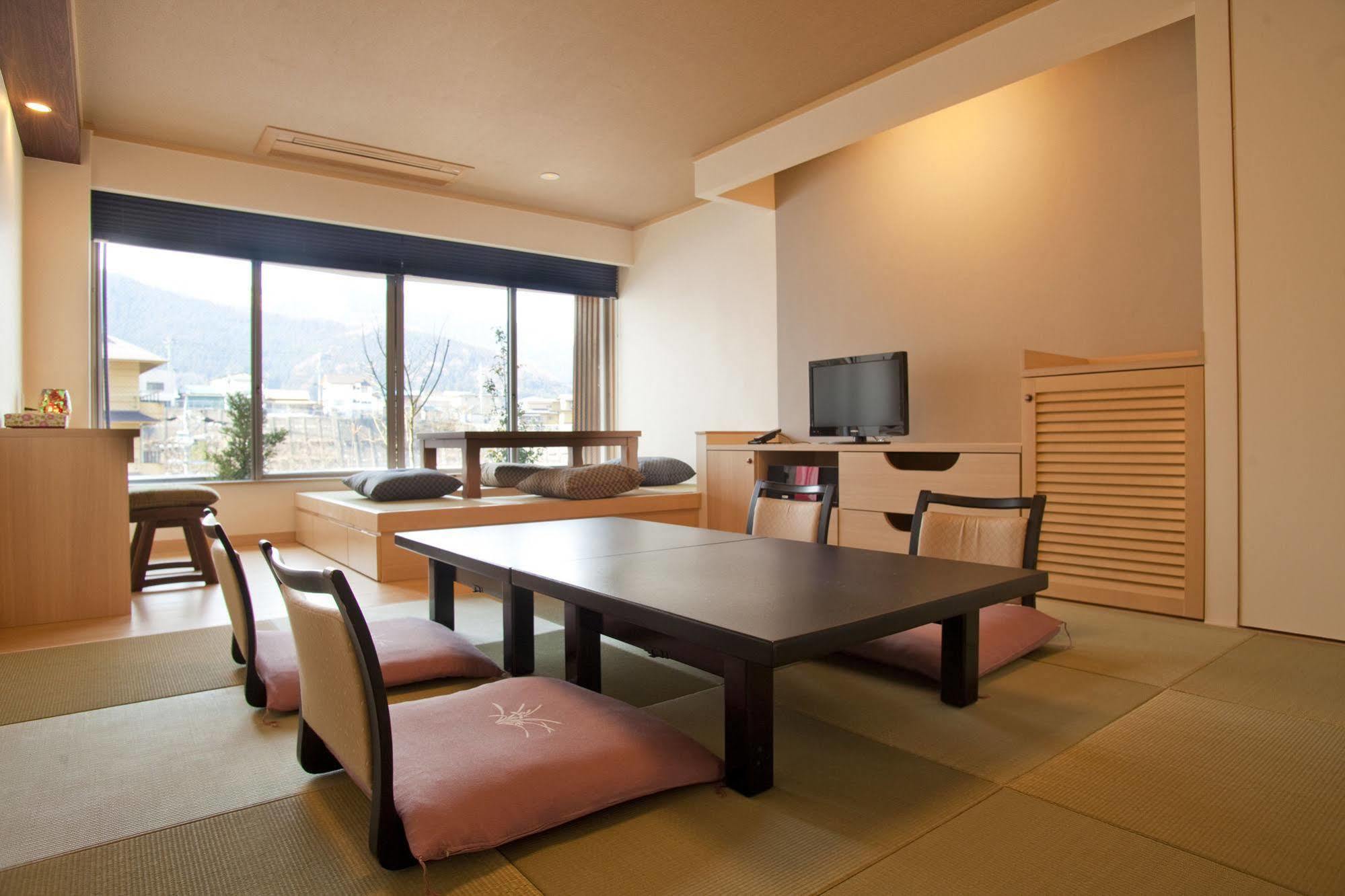 Shibu Onsen Sakaeya Hotel Yamanouchi  Exterior photo